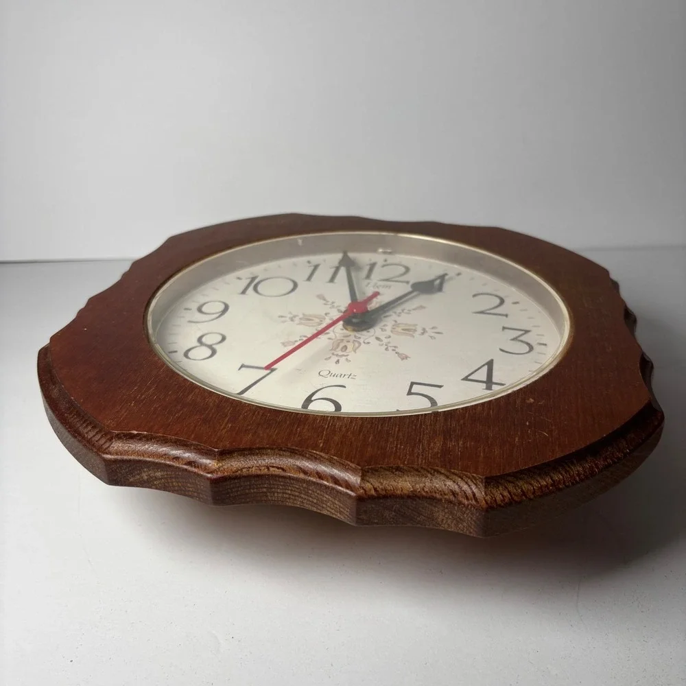 Elgin Wall Clock Brown Wood Scalloped Quartz Floral Made in USA Cottagecore 10